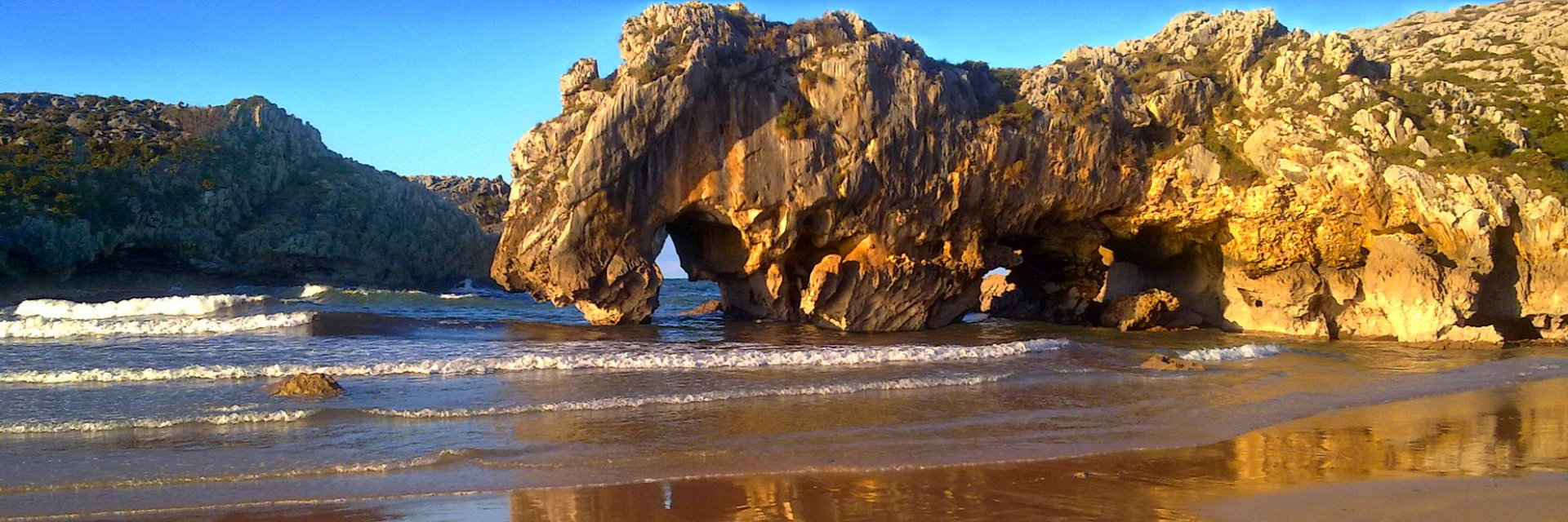 Playa Cuervas del Mar